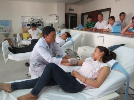 Chi đoàn Sở Tư pháp tham gia hiến máu tình nguyện năm 2016